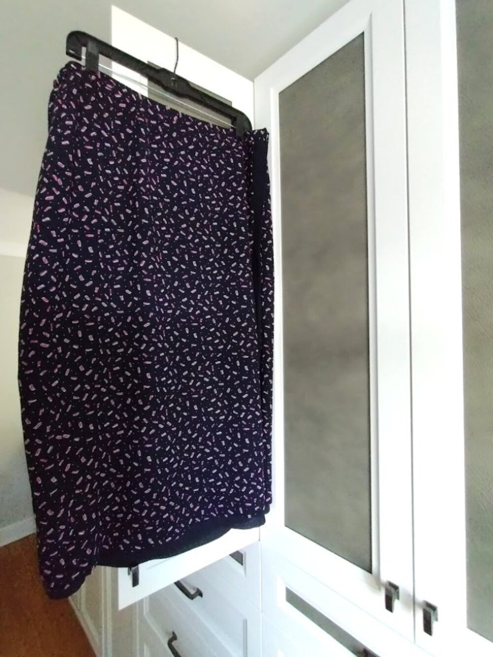 Liz Claiborne Black Patterned Skirt Pink & White Sprinkle w Layered Overlay - Picture 2 of 6